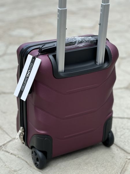Wings Ударопрочный пластиковый Чемодан Большой (L), на 4 колесах Unlim 147 (burgundy) L Красный Unlim 147 (burgundy) L Красный Unlim 147 (burgundy) L фото