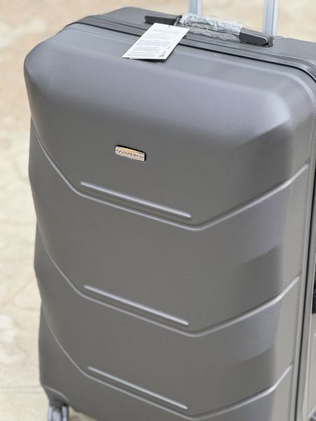 Wings Ударостійка пластикова Валіза Велика (L), на 4 колесах Unlim 147 (black.) L Чорний Unlim 147 (black.) L фото