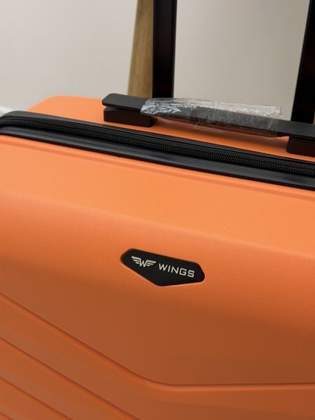 Wings Ударопрочный пластиковый Чемодан Маленький (S), Ручная кладь Wings PH01 (orange) S Помаранчевий Wings PH01 (orange) S фото