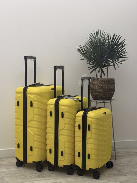 Wings 4 шт. Комплект чемоданов, на колесах, дорожная сумка на колесах Wings PH01 (yellow) All Желтый Wings PH01 (yellow) All фото